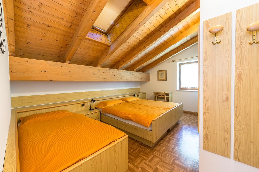 Appartamenti Cesa Crepa Neigra Canazei Kültér fotó